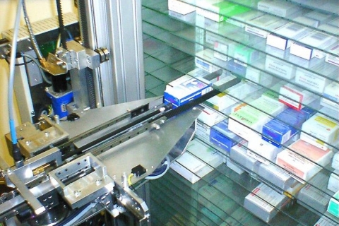 Роботы-манипуляторы модернизируют аптеки Екатеринбурга